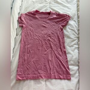 Lululemon Swiftly Tech Short-Sleeve Shirt 2.0 *Hip Length